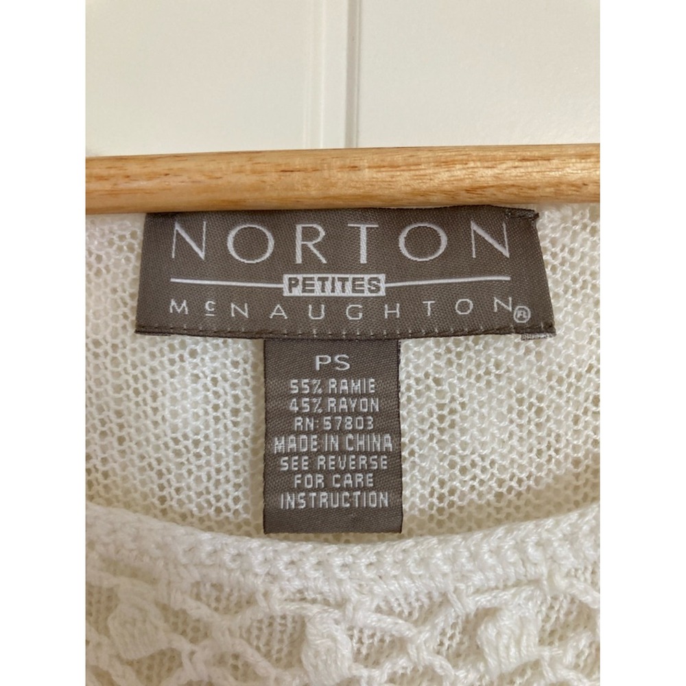 Vtg Norton McNaughton White Crochet Tank Top Size SP Boho Feminine Lined - Picture 2 of 8